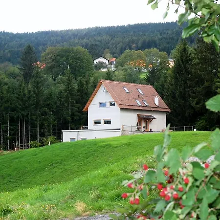 Chalet Ur-gmiatli