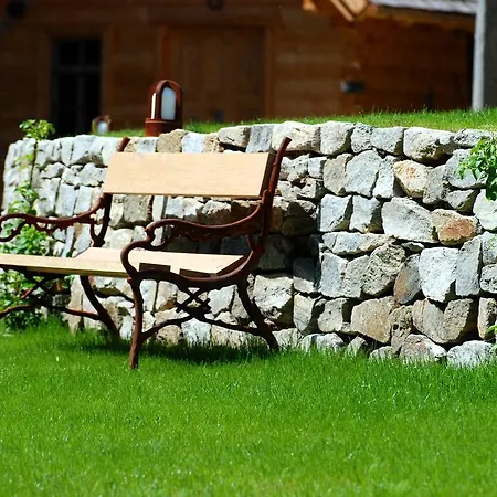 Chalet Ur-gmiatli *
