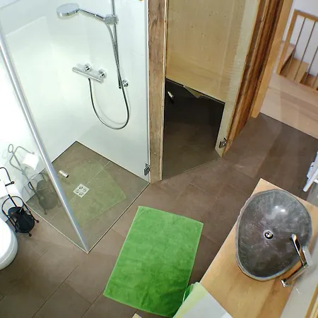 Chalet Ur-gmiatli *