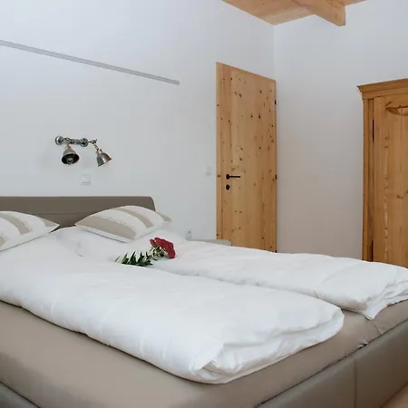 Chalet Ur-gmiatli *